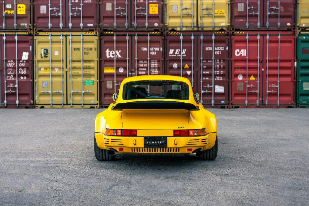 Porsche 911 RUF CTR Yellowbird: Легенда скорости и тюнинга
