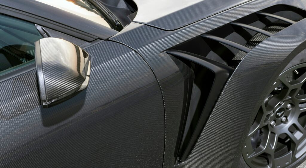 Ford Mustang GTD Liquid Carbon: Новый эталон легкости и карбонового тюнинга от Ford
