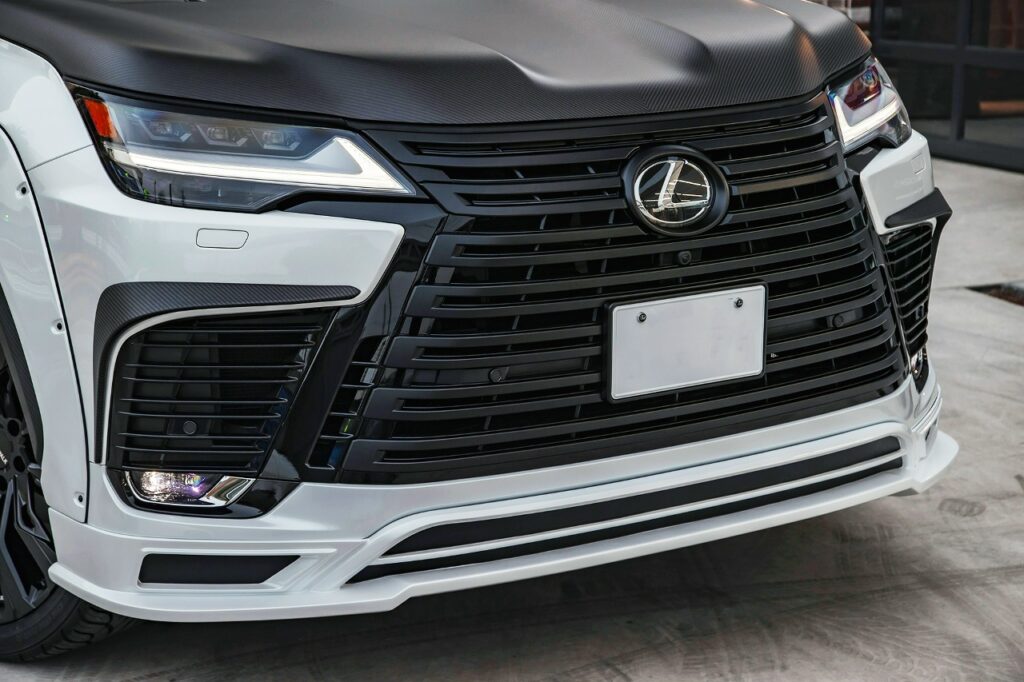Тюнинг Lexus LX600 от Liberty Walk: инновационный проект LB-WORKS