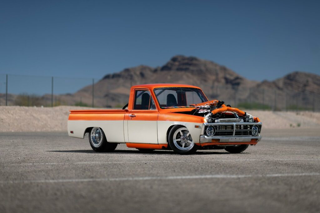 Тюнинг классического Ford Courier 1972 года с двигателем V8 и двойным турбонаддувом: обзор проекта от CarMaps.Ru