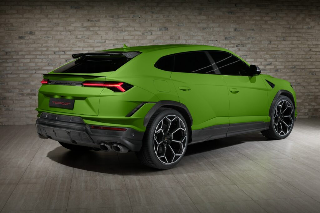 Российское тюнинг-ателье TopCar представило пакет Urus Perfomante Light Carbon Fiber для Lamborghini Urus Performante