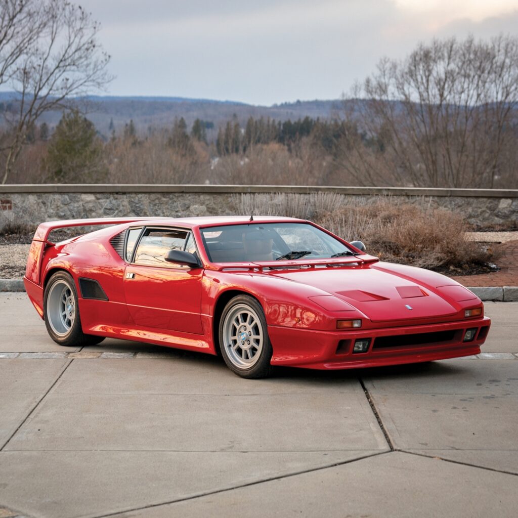 De Tomaso Pantera SI: Итальянский суперкар 90-х с уникальной историей и техническими характеристиками