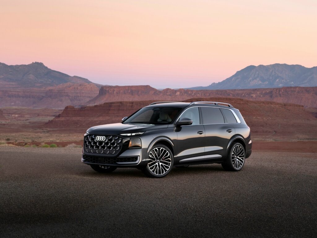 Audi Q9 — новый флагманский кроссовер, который бросает вызов BMW X7 и Mercedes-Benz GLS