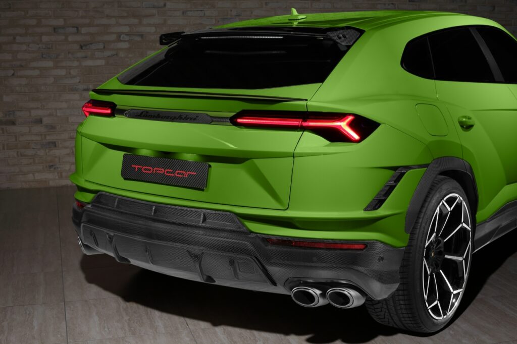 Российское тюнинг-ателье TopCar представило пакет Urus Perfomante Light Carbon Fiber для Lamborghini Urus Performante