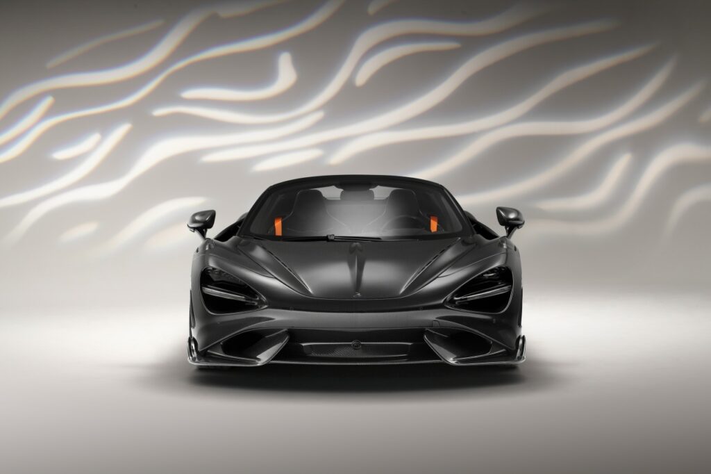 Российское ателье TopCar представило карбоновый тюнинг для McLaren 765LT Spider