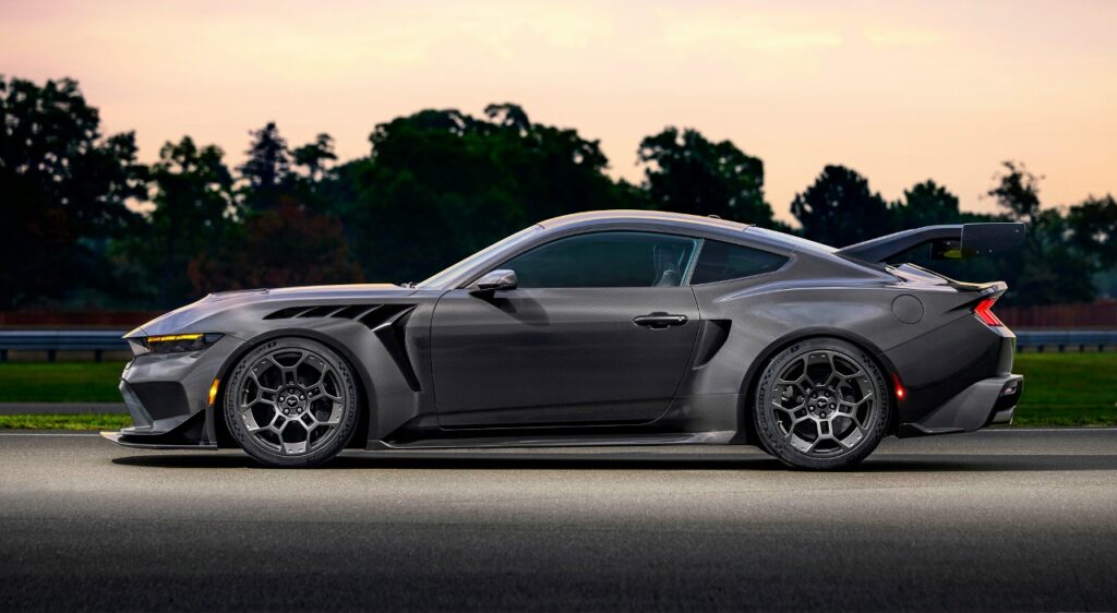 Ford Mustang GTD Liquid Carbon: Новый эталон легкости и карбонового тюнинга от Ford