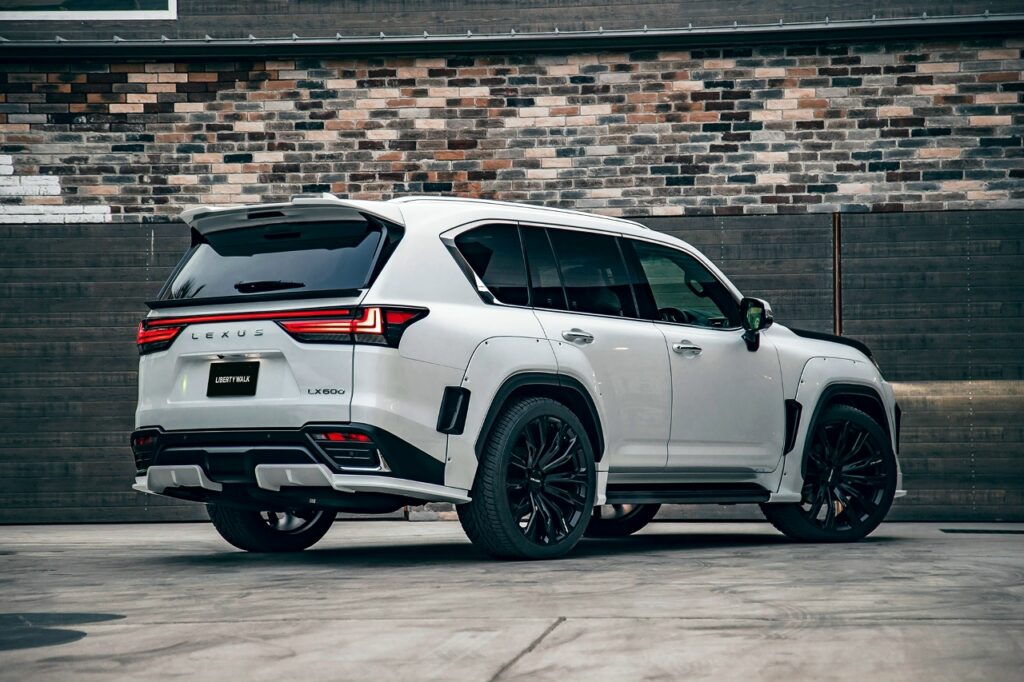 Тюнинг Lexus LX600 от Liberty Walk: инновационный проект LB-WORKS