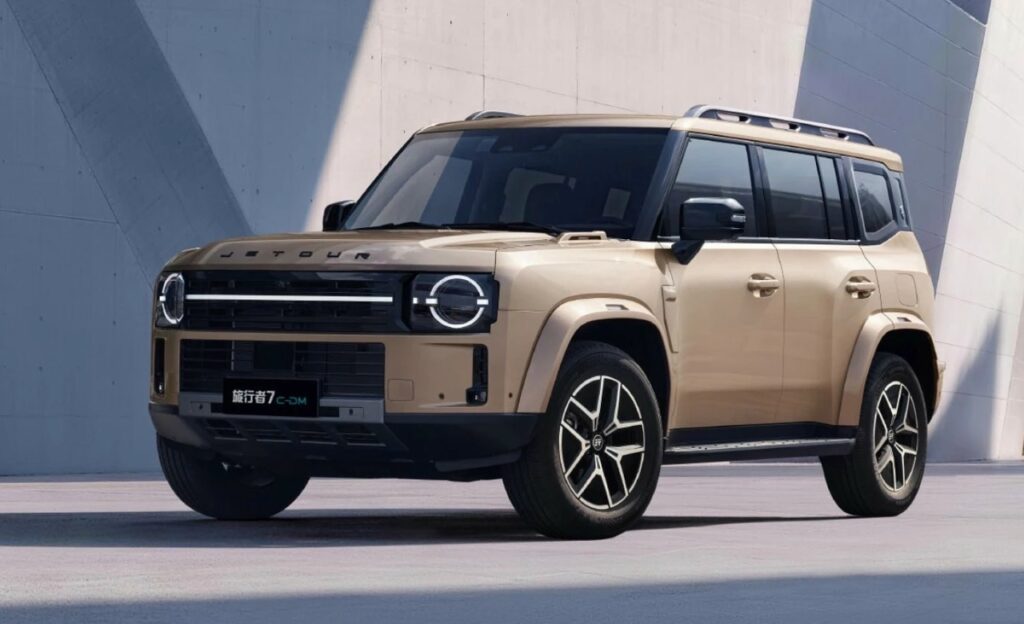 Jetour представляет гибридный кроссовер Traveler 7 C-DM: обновление модели T2 с электрификацией