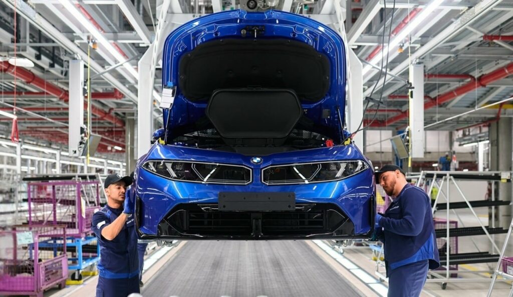 BMW запускает производство нового электрического i3 на заводе в Мюнхене