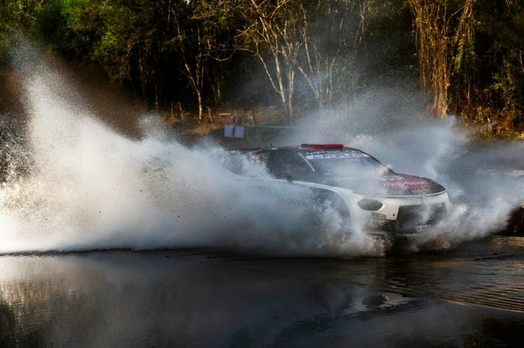 Обзор 11 этапа WRC 2026: успехи команды Lancia на Ueno Rally del Paraguay