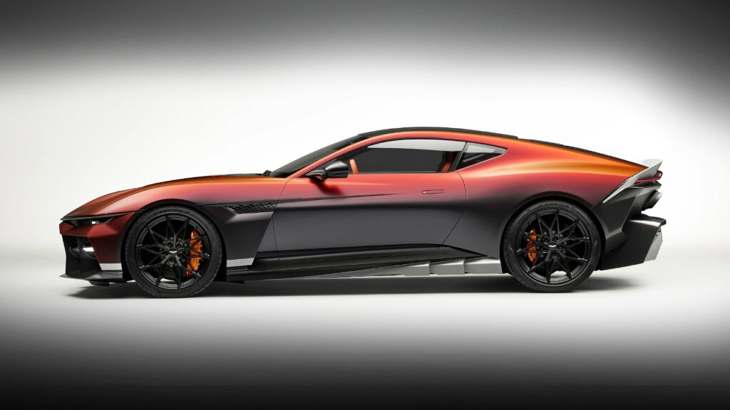 Aston Martin Valen: новый рубеж в мире переднемоторных суперкаров