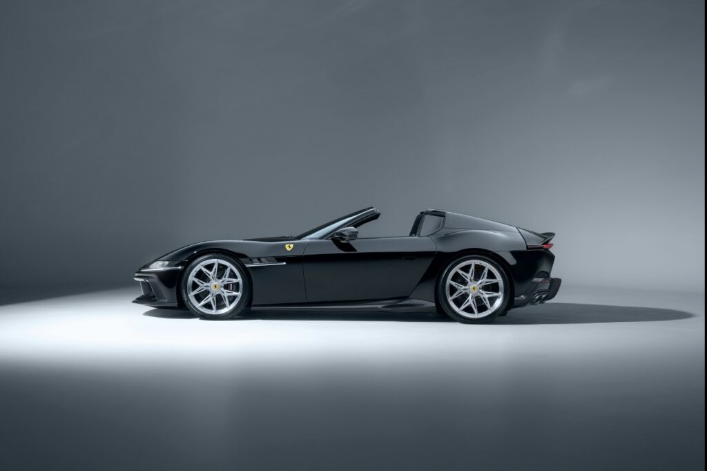 Комплексный тюнинг Ferrari 12Cilindri Spider от Novitec: обзор ключевых изменений и технических характеристик