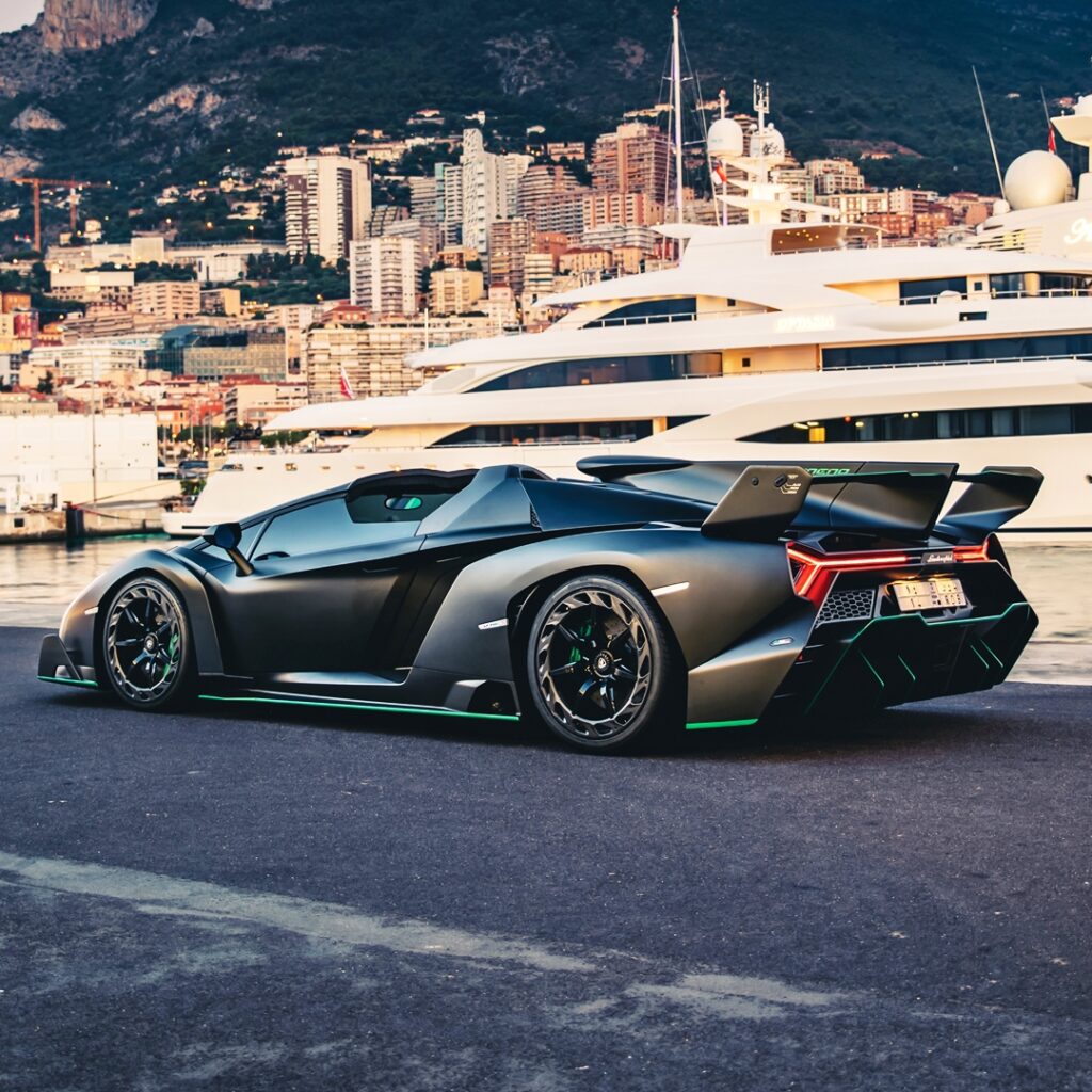 Lamborghini Veneno Roadster: Аналитический обзор уникального суперкара и его влияния на рынок коллекционных автомобилей