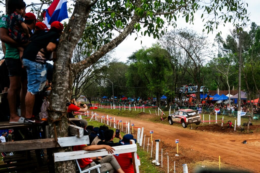 Обзор 11 этапа WRC 2026: успехи команды Lancia на Ueno Rally del Paraguay