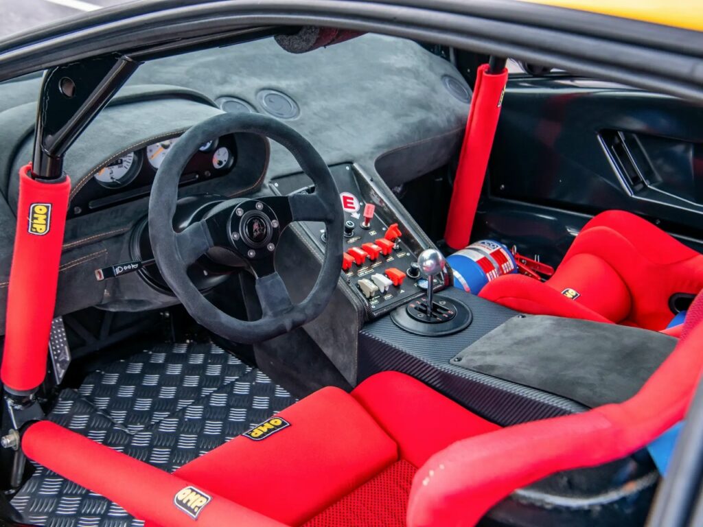 Lamborghini Diablo SV-R 1996: История первого заводского гоночного автомобиля Lamborghini