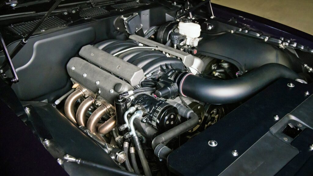 Рестомод 1971 Pontiac Firebird с двигателем V8: проект Detroit Speed & Engineering