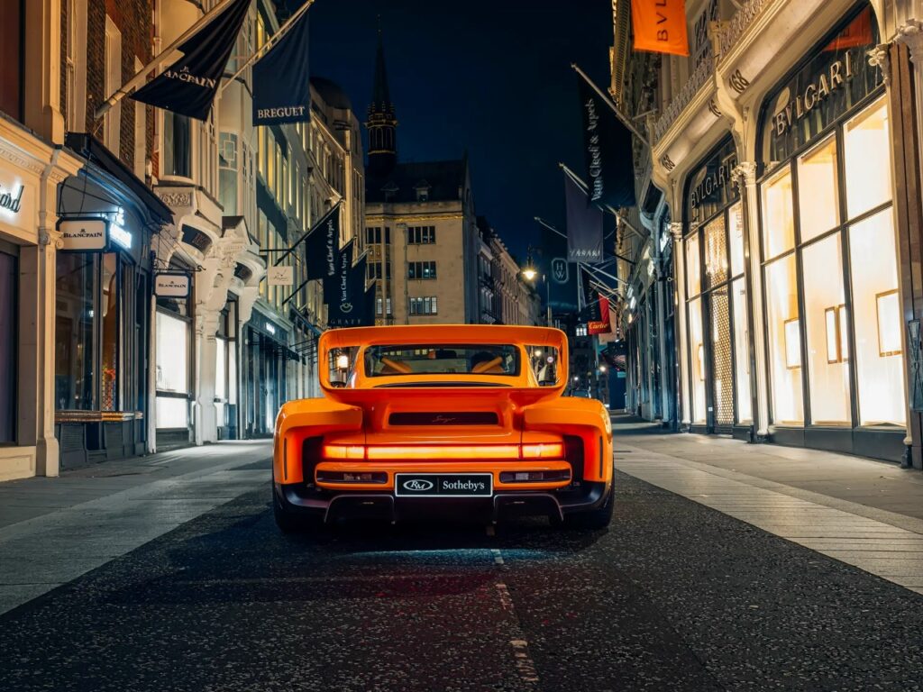 Высокотехнологичный рестомод Porsche 911 Type 964 от Singer: обзор проекта The Firefly Commission