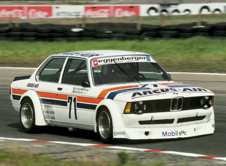 Исторический этап чемпионата DRM на Хоккенхаймринге: BMW 320 и Зигфрид Мюллер младший