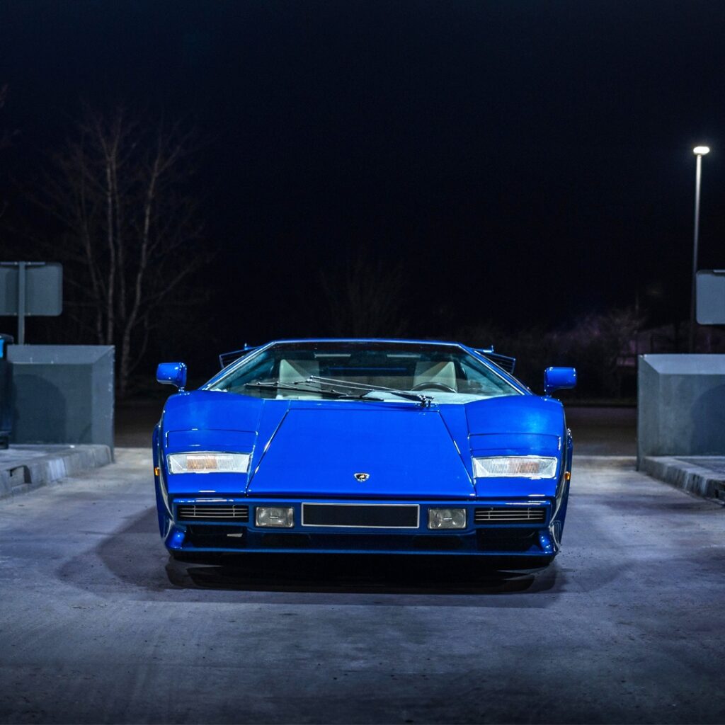 Аналитический обзор Lamborghini Countach LP400 S 1978 года: технические особенности и историческое значение