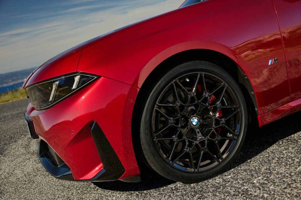 BMW представляет топовую версию новой 3 серии в стилистике Neue Klasse