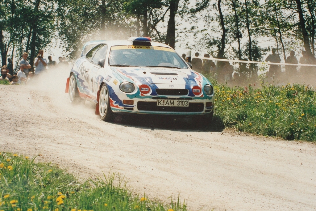 Исторический этап ралли Чески-Крумлов 1997: Toyota Celica GT-Four ST205 в действии