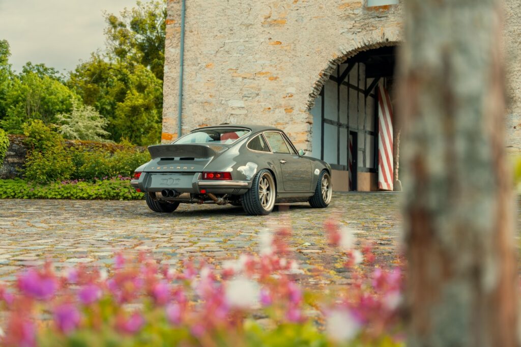TechArt GTclassic: рестомод от немецкого тюнинг-ателье на базе Porsche 911 964