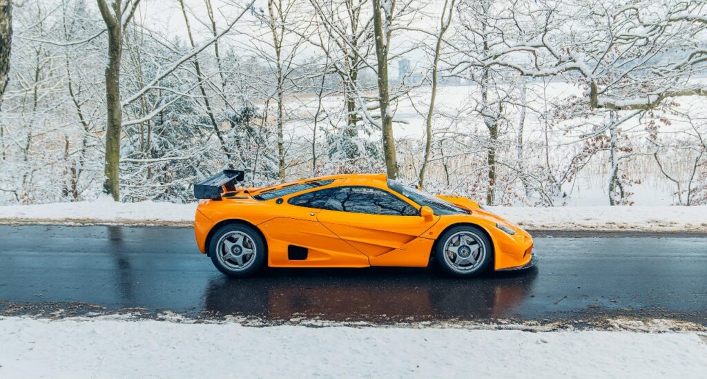 История и значение McLaren F1 GTR с шасси №11R: от гонок до разработки AMG CLK GTR