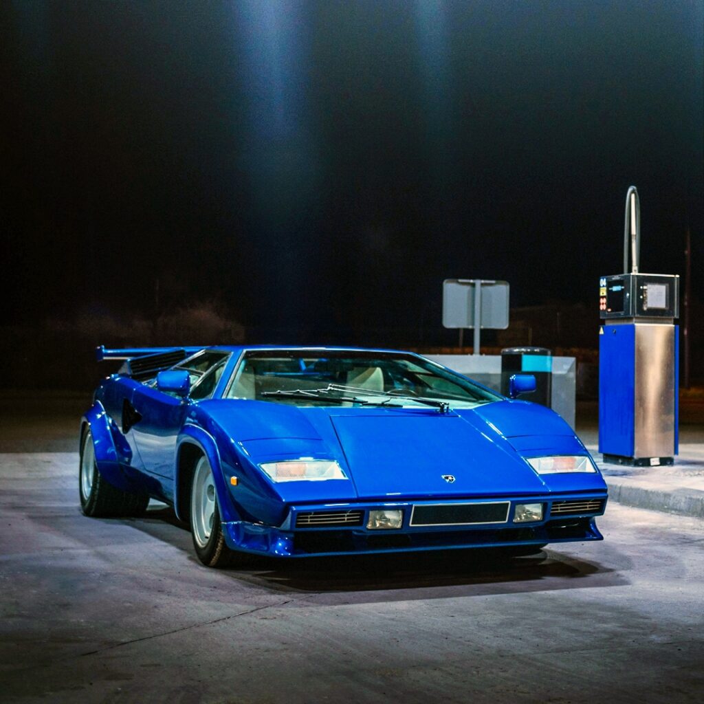 Аналитический обзор Lamborghini Countach LP400 S 1978 года: технические особенности и историческое значение