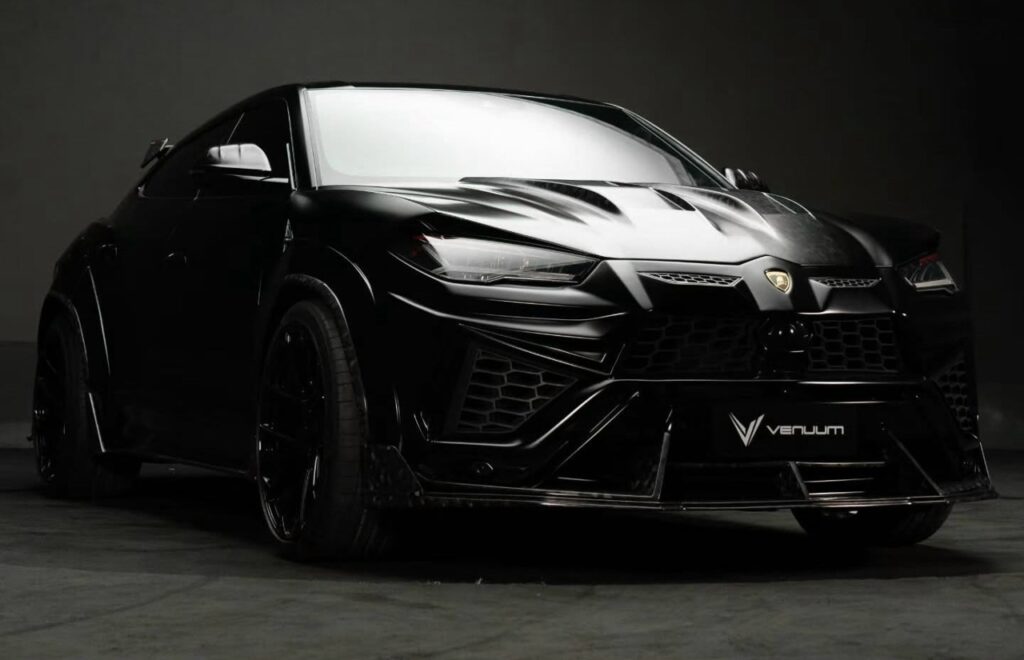 Lamborghini Urus в стиле «Бэтмобиль»: обзор проекта Venuum Furioso