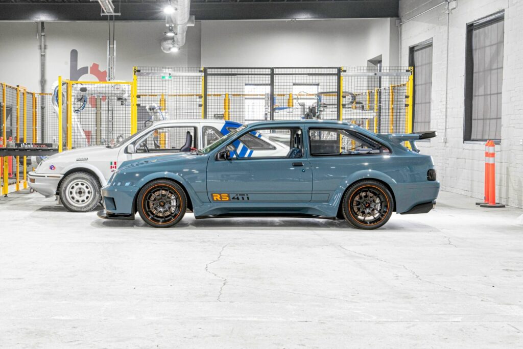 RS4Ti — высокотехнологичный рестомод культового Ford Sierra Cosworth RS500 от JH Restorations