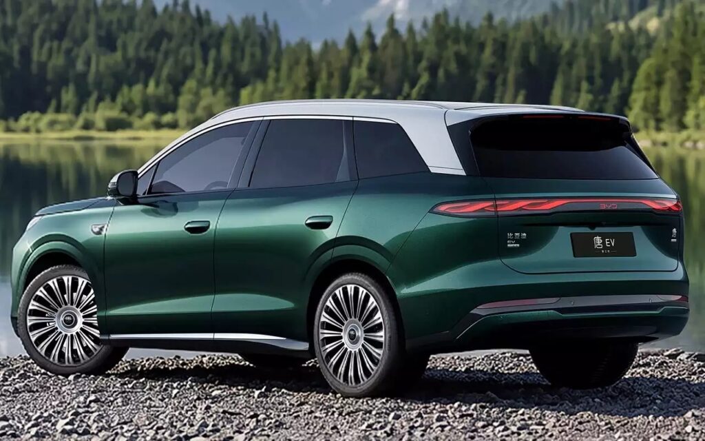 Эволюция HMI: BYD внедряет модульные интерфейсы и ИИ-ассистентов в электромобили