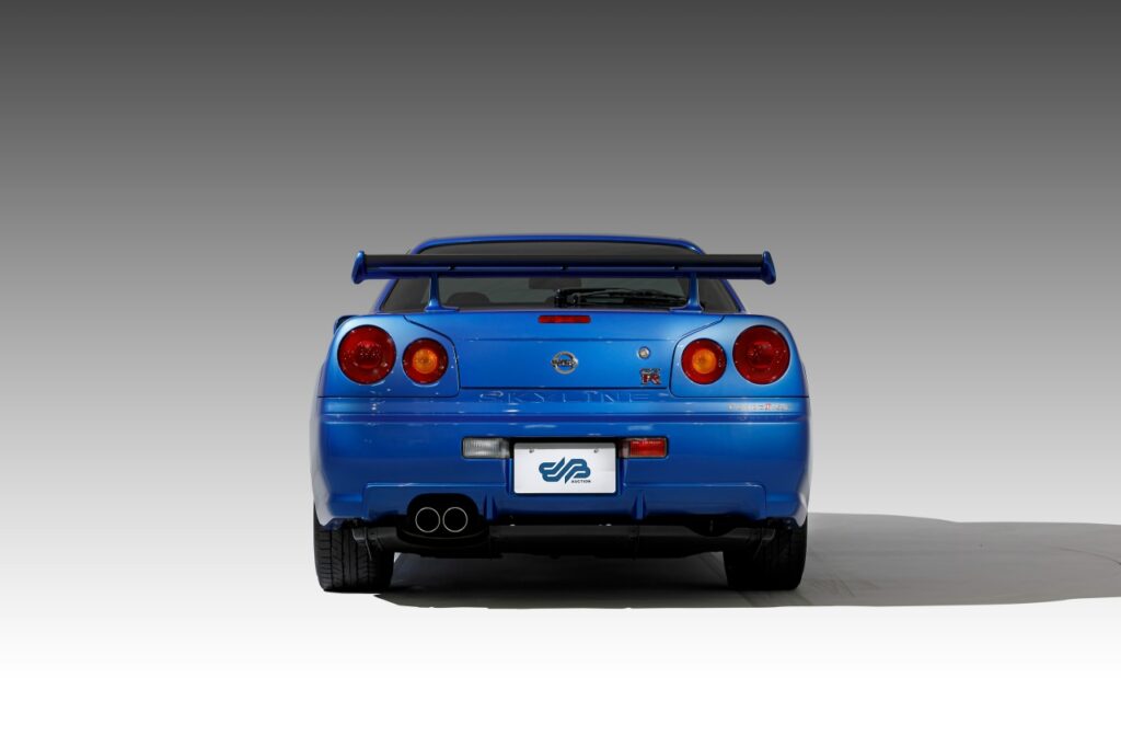 Nissan Skyline GT-R V-spec II Nür: Легендарная модификация с редким двигателем N1