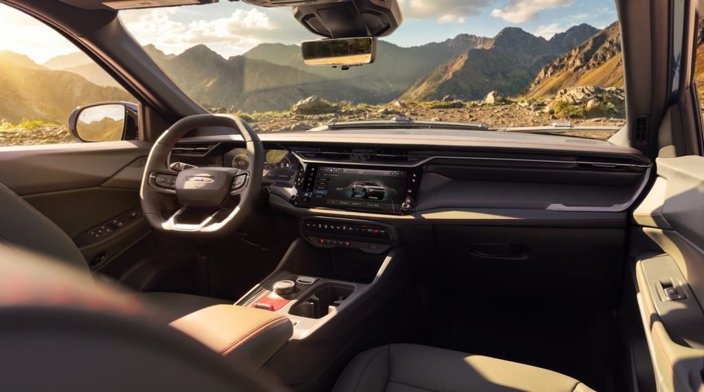 Обновление Jeep Cherokee: технические характеристики и рыночное позиционирование