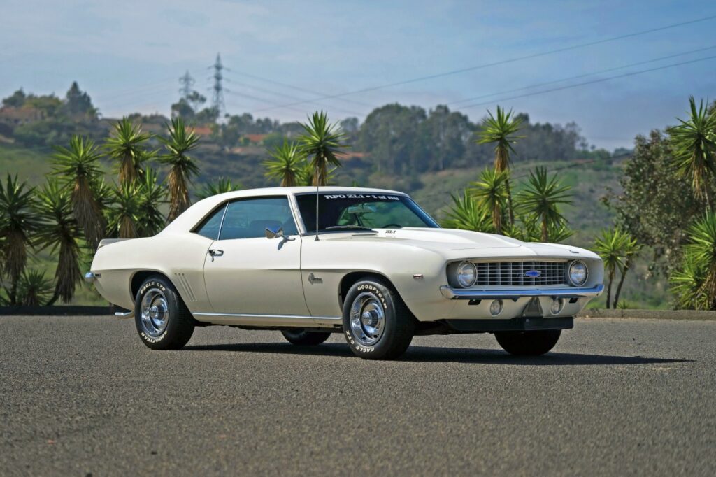 Chevrolet Camaro ZL-1 COPO 1969: Инженерный прорыв в эпоху маслкаров