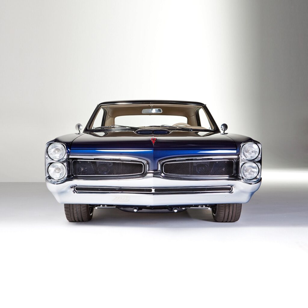 Рестомод Pontiac GTO 1967 года: сочетание классики и современных технологий от Kindig It Design