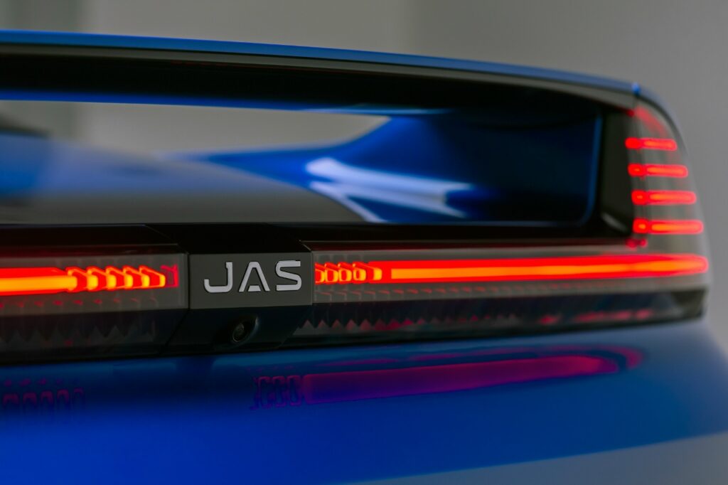 Возрождение легенды: лимитированный спорткар JAS Tensei на базе Honda NSX