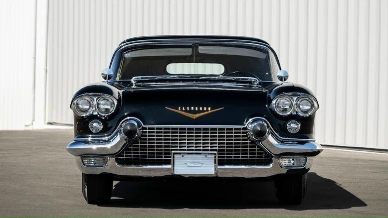 От утилизации до аукционного рекорда: история восстановления концепта Cadillac Eldorado Brougham Town Car