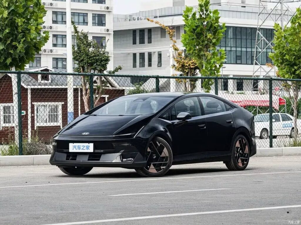 Hyundai Ioniq V: новый электрический лифтбек премиум-класса для китайского рынка