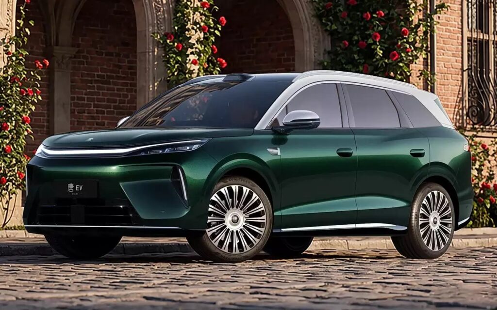 Эволюция HMI: BYD внедряет модульные интерфейсы и ИИ-ассистентов в электромобили