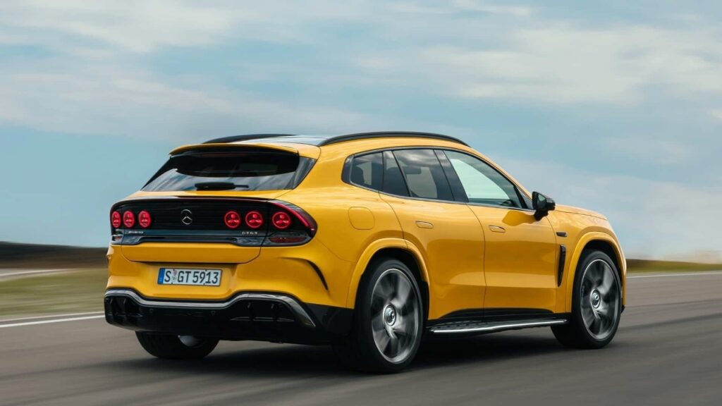 Mercedes-AMG расширяет электрическую линейку: технический обзор нового кроссовера GT