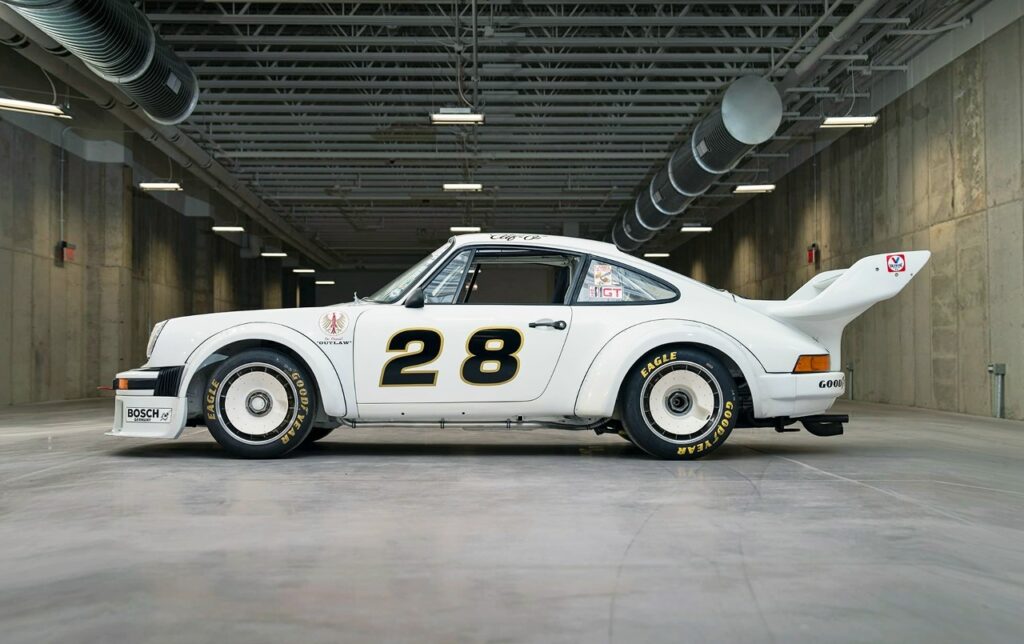 Аналитический обзор: культовый гоночный Porsche 934/5 — сочетание технологий и редкости