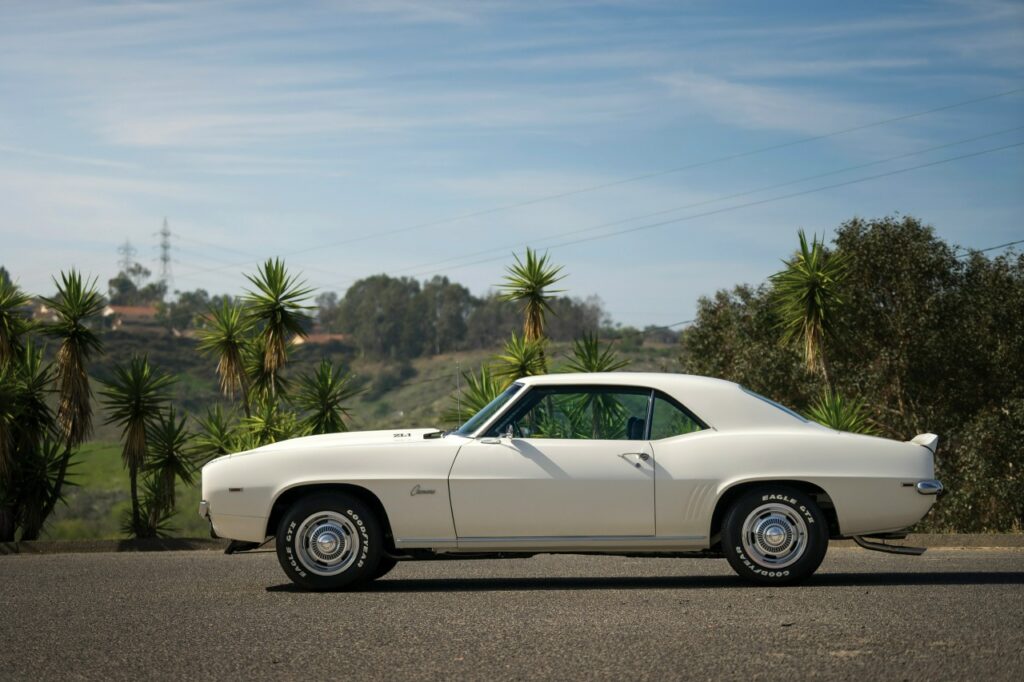 Chevrolet Camaro ZL-1 COPO 1969: Инженерный прорыв в эпоху маслкаров