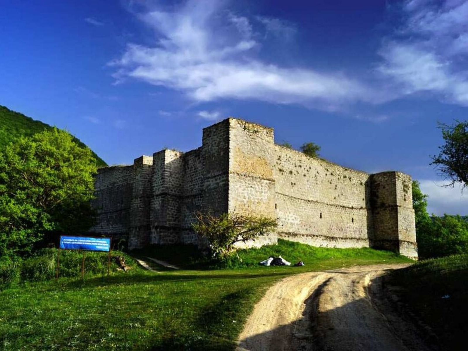 хучнинская крепость в дагестане