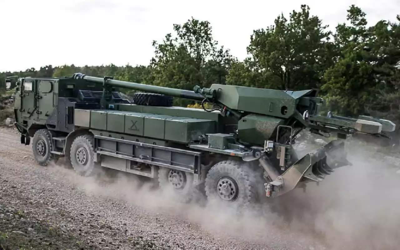 Российские 2С44 «Гиацинт-К» и 2С43 «Мальва»: аналоги французской CAESAR