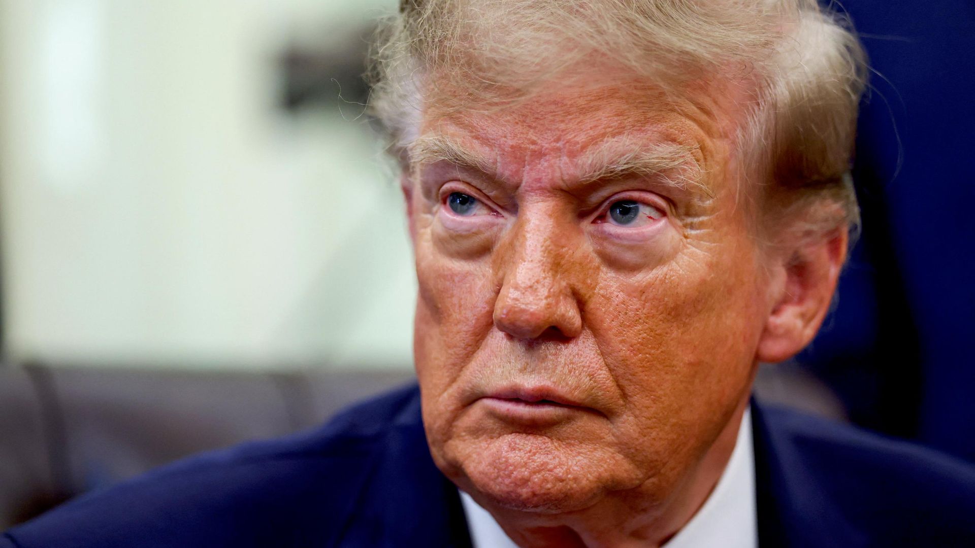 Трамп отказался вводить новые санкции против России из-за переговоров по Украине