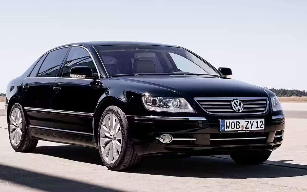 Volkswagen Phaeton W12 потерял 84% стоимости, но не стал дешевым в содержании