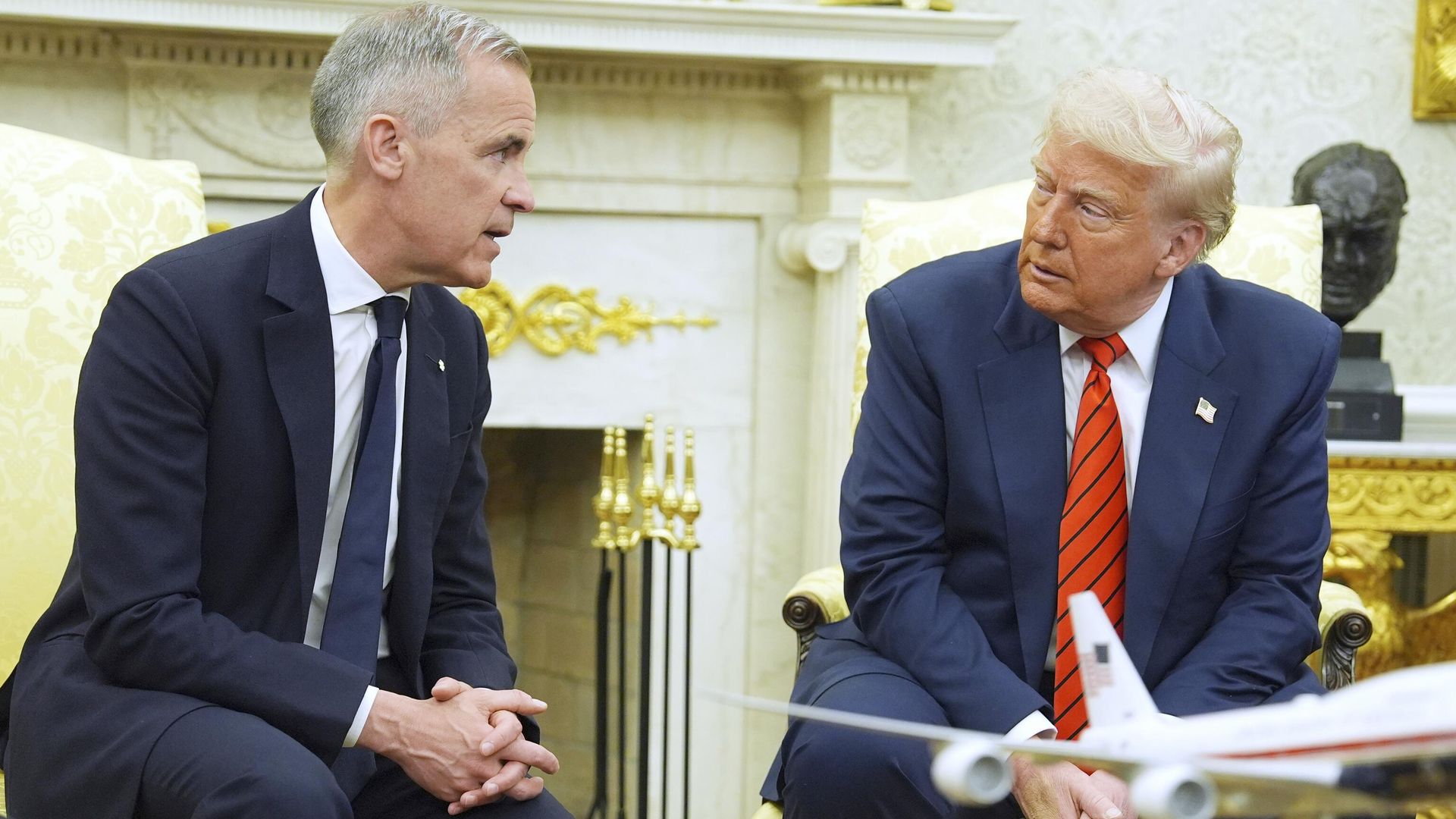 WSJ: глава CENTCOM представил Трампу варианты военных действий против Ирана