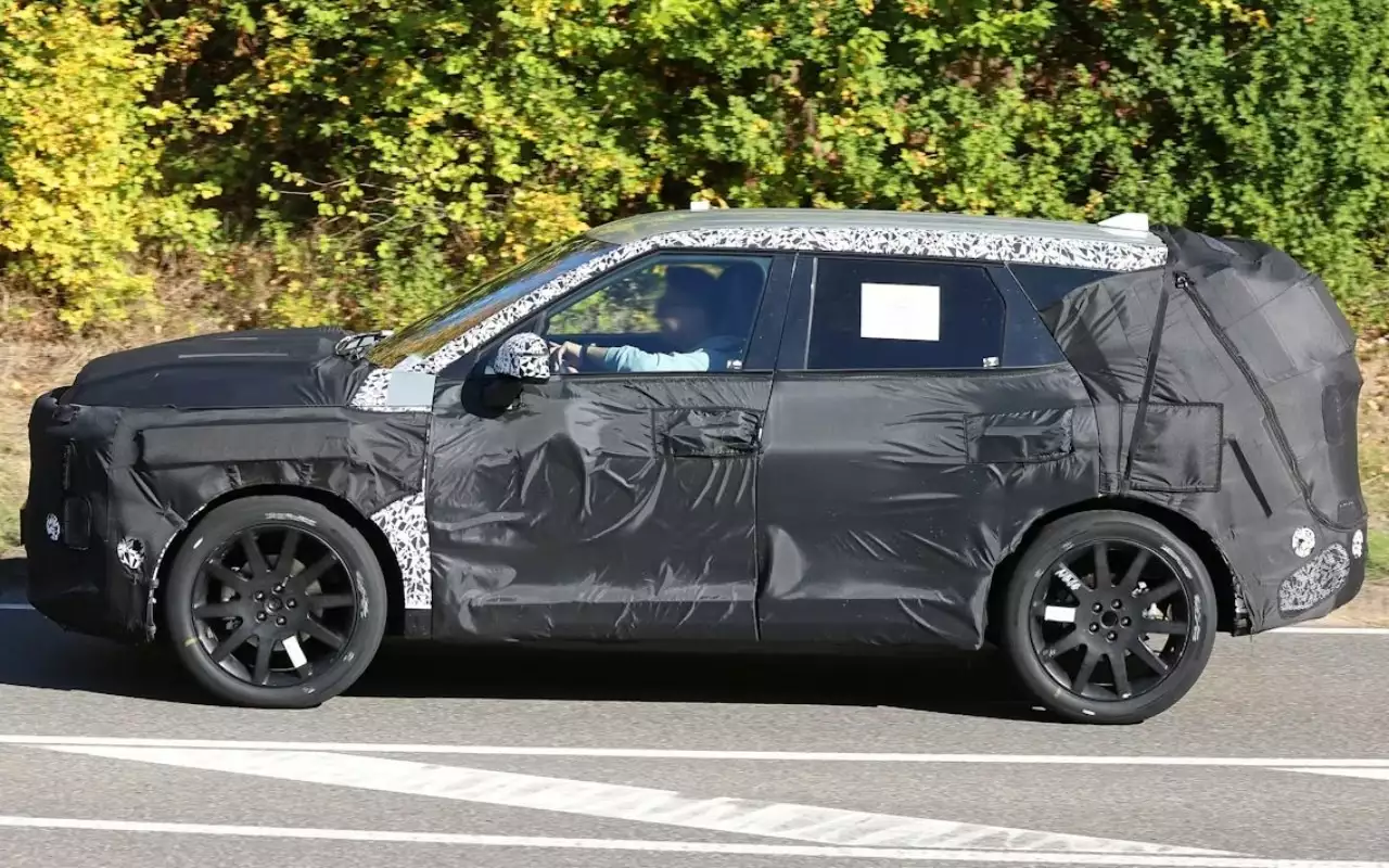 Новый Kia Sportage заметили на тестах: чего ждать от шестого поколения
