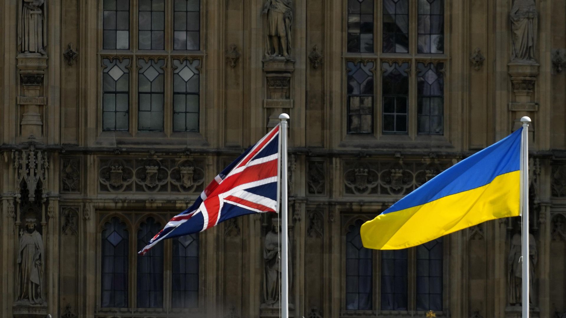 Британия пообещала Украине разработку новой военной техники