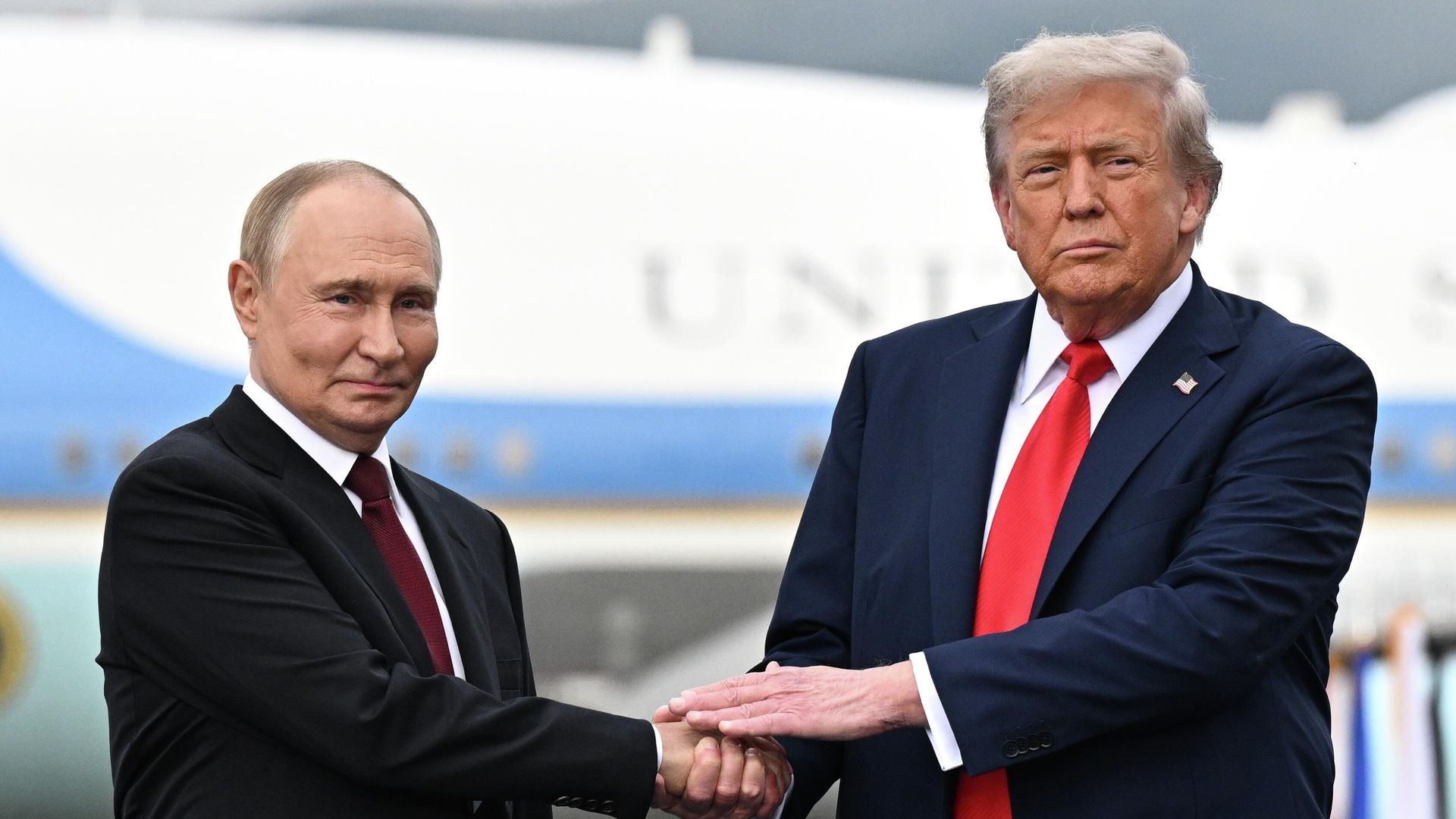 Бабиш назвал договорённость Путина и Трампа о поставках дизеля «шоком» для Европы